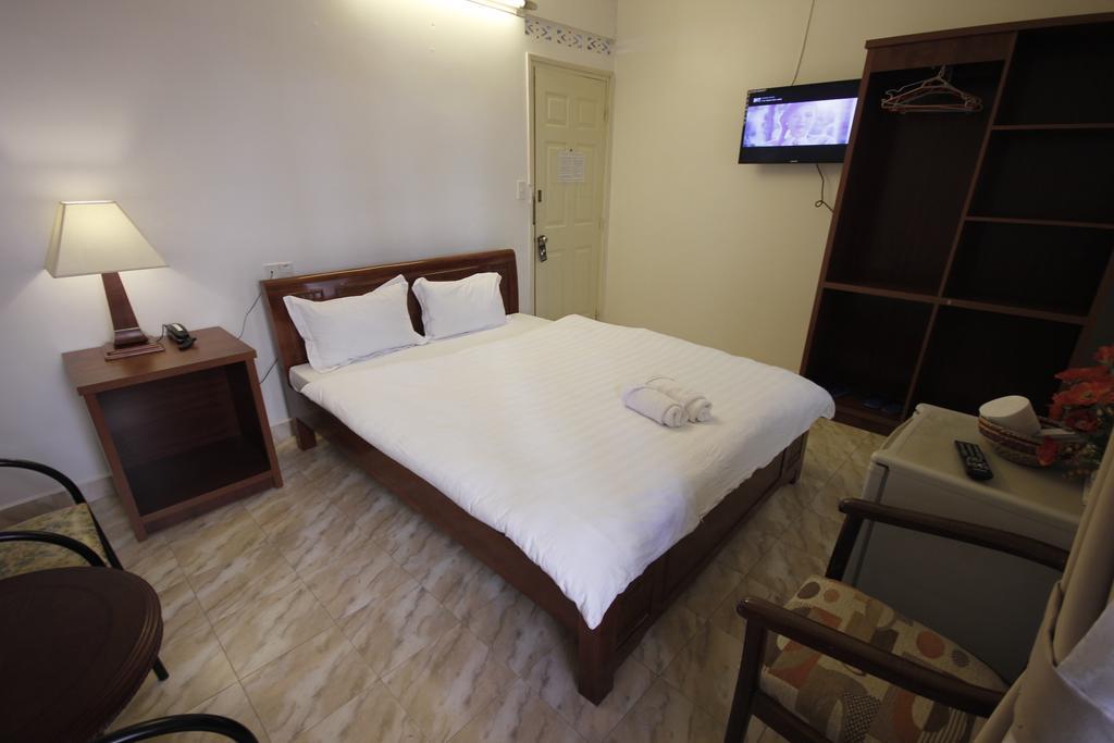 Binh Yen Hotel Далат Экстерьер фото